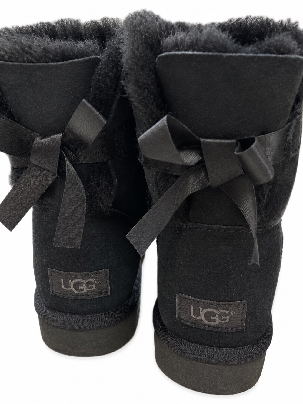 UGG Black Bailey Bow Boots – Women’s Size 10